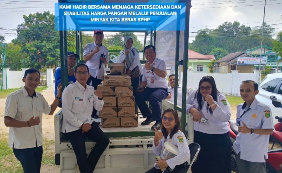 dinas-perdagangan-barsel-gelar-penjualan-minyakita-dan-beras-sphp-keliling,-jaga-stabilitas-harga-pangan