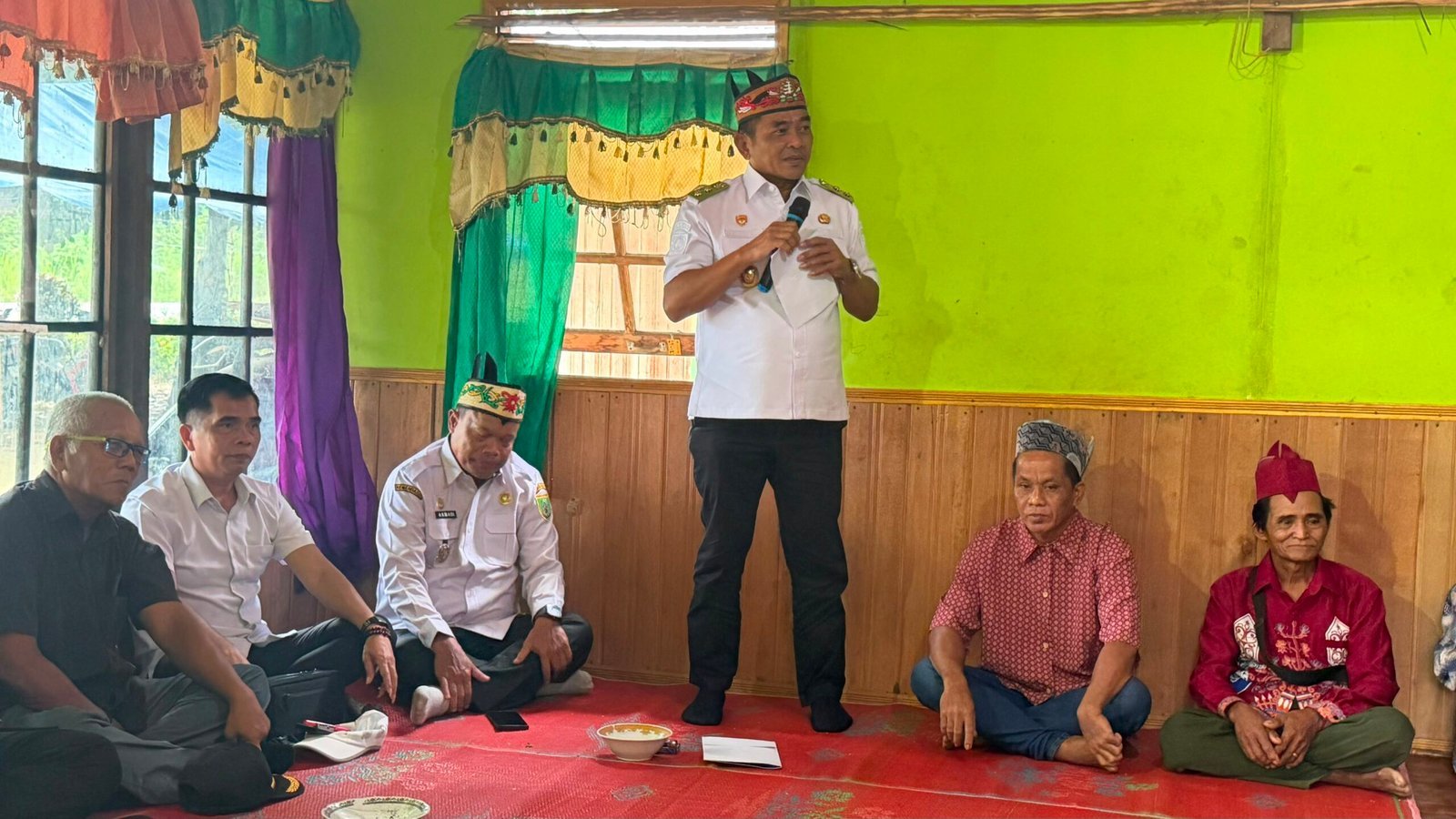 wabup-barsel-ajak-generasi-muda-jaga-adat-dan-budaya-di-tengah-perubahan-zaman