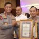 kapolda-kalteng-apresiasi-kinerja-pelayanan-publik-polres-barsel,-tiga-penghargaan-diserahkan