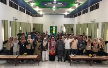 rumfa-dan-smsi-barsel-gelar-lokakarya-jurnalisme,-bekali-pegiat-literasi-lawan-hoaks