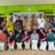 warga-malungai-raya-dapat-bantuan-cadangan-pangan,-wabup-barsel-tekankan-kewaspadaan-karhutla