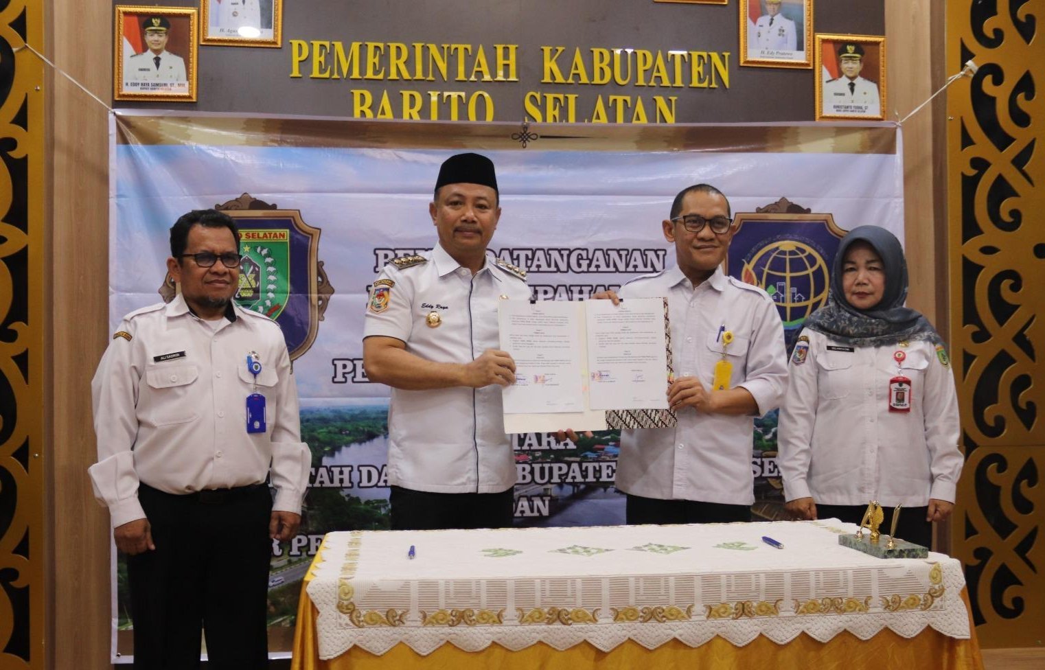 amankan-aset-daerah,-bupati-barsel-eddy-raya-samsuri-teken-mou-dengan-kantor-pertanahan