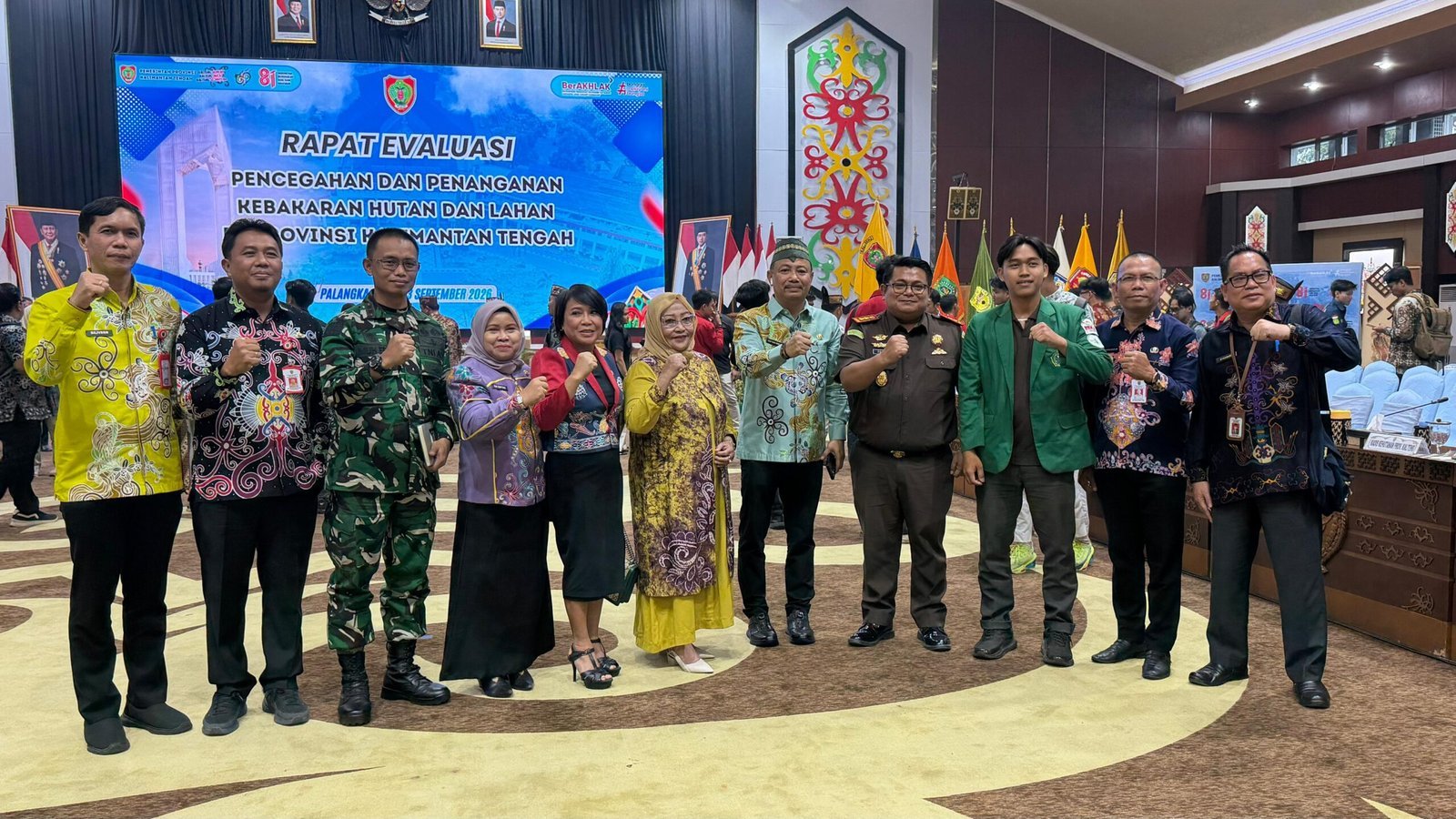 karhutla-barsel-makin-mengkhawatirkan,-bupati-eddy-raya-paparkan-langkah-tanggap-darurat-di-rapat-evaluasi