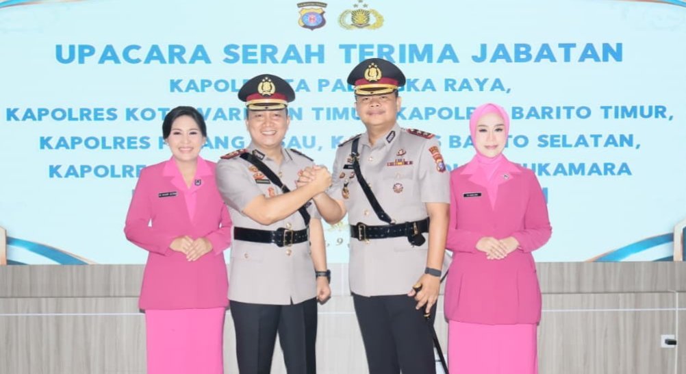 sertijab-polda-kalteng-digelar,-akbp-jecson-ricsko-hutapea-tinggalkan-kursi-kapolres-barsel