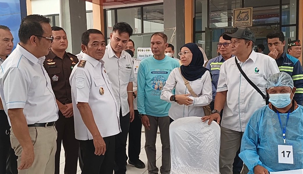 51-mata-terdaftar-operasi-katarak-gratis,-pemkab-barsel-gandeng-adaro-dan-sejumlah-mitra