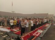 Prihatin Kabut Asap Karhutla, Polres Barsel Gelar Sholat Istisqa Memohon Hujan Segera Turun