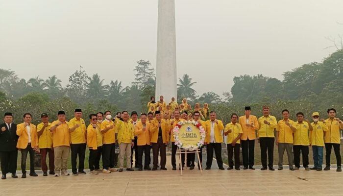 HUT ke-62 Golkar, Eddy Raya Samsuri Pimpin Ziarah ke TMP Abdi Kencana: Tegaskan Komitmen Tetap di Hati Rakyat