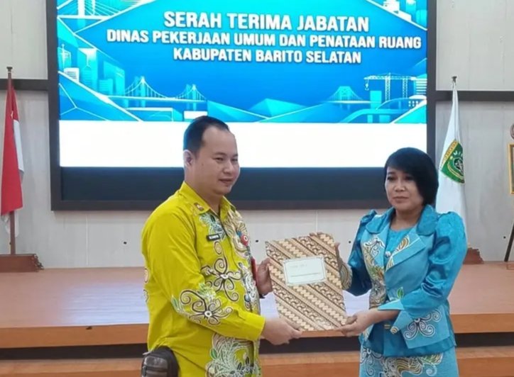 ita-minarni-pimpin-sertijab-plt-kadis-pupr-barsel,-muhammad-taufiq-dipercaya-emban-amanah