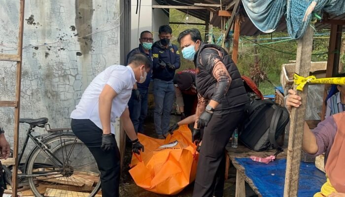 Perempuan 62 Tahun Ditemukan Meninggal di Toilet Pasar Subuh Buntok, Diduga Akibat Serangan Jantung