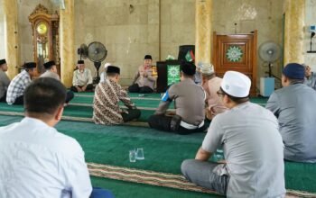 kapolres-barsel-gelar-jumat-curhat-di-masjid-as-sunnah,-warga-keluhkan-knalpot-brong-hingga-penjualan-bbm